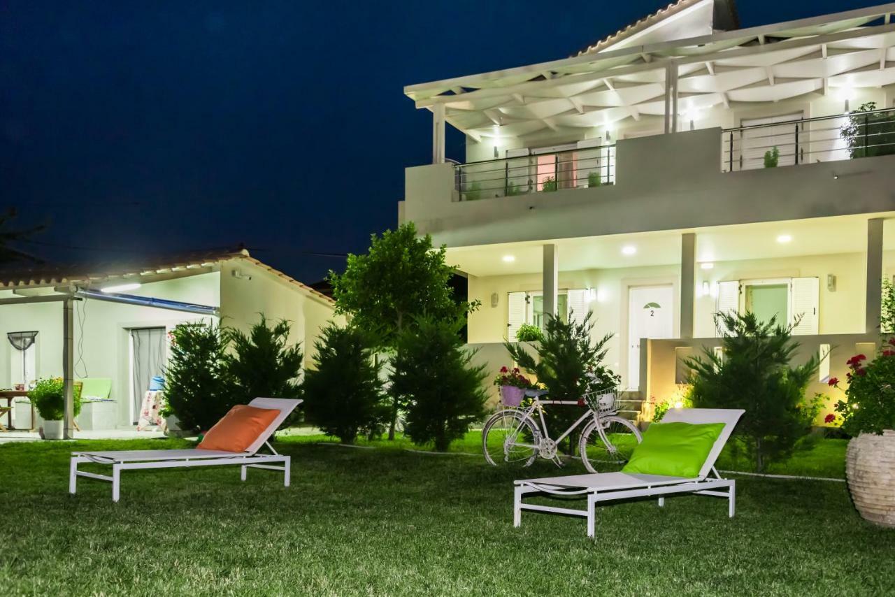 Tesys Studios And Apartments Laganas Bagian luar foto