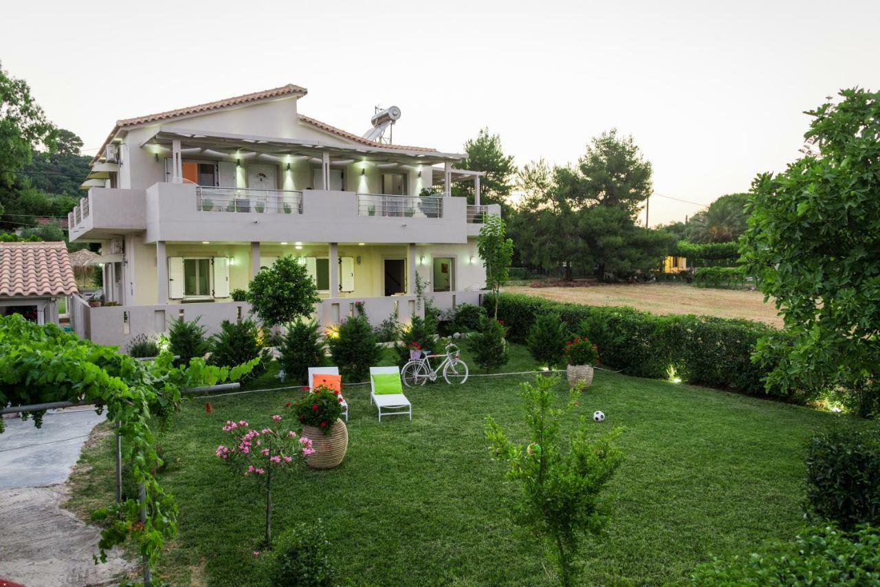 Tesys Studios And Apartments Laganas Bagian luar foto
