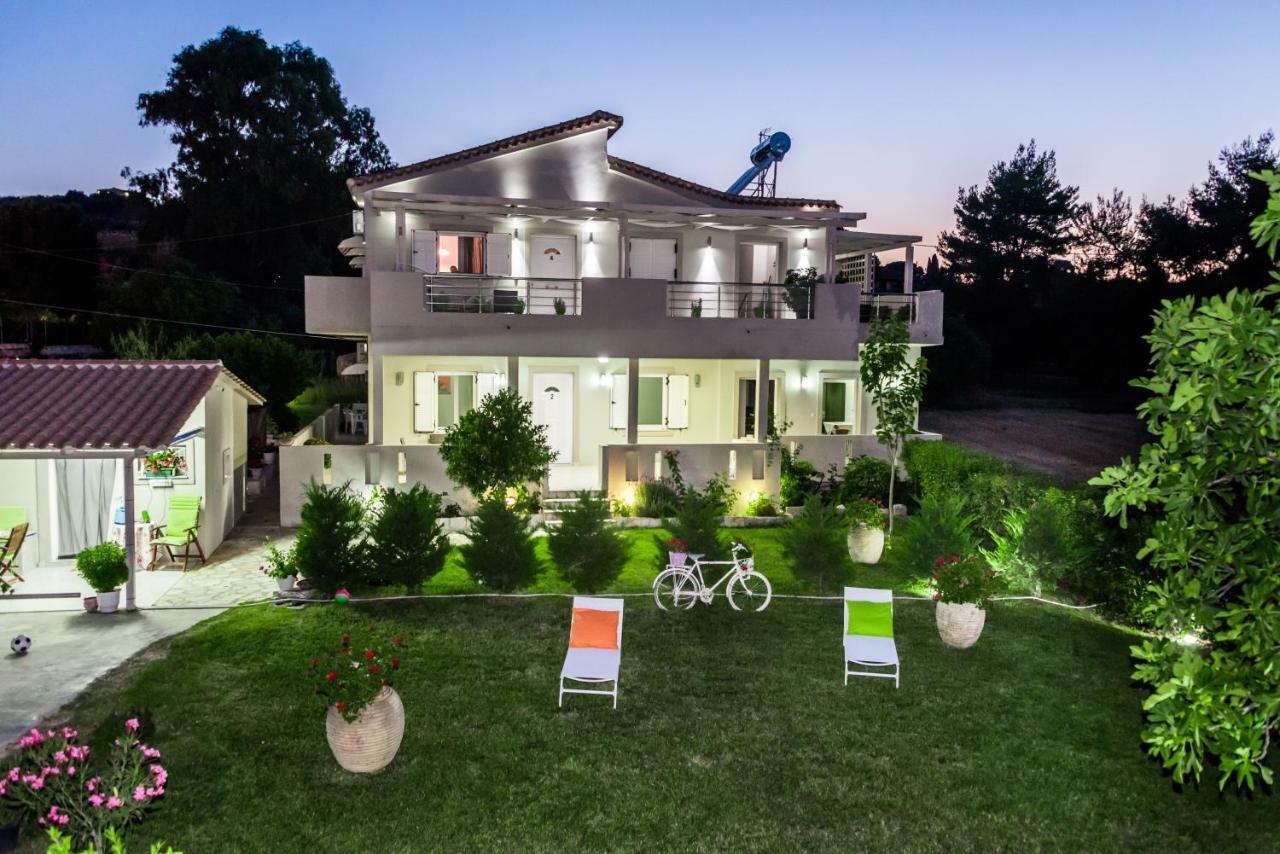 Tesys Studios And Apartments Laganas Bagian luar foto