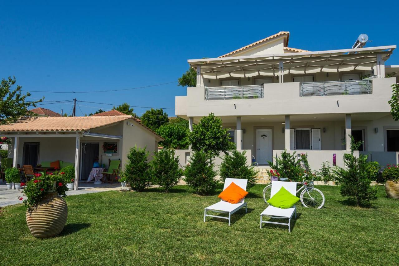 Tesys Studios And Apartments Laganas Bagian luar foto